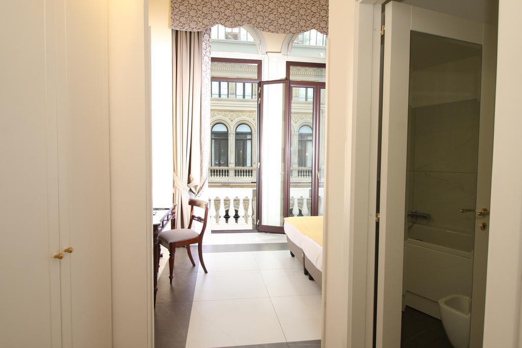 Hotel Art Resort Galleria Umberto Naples Luaran gambar