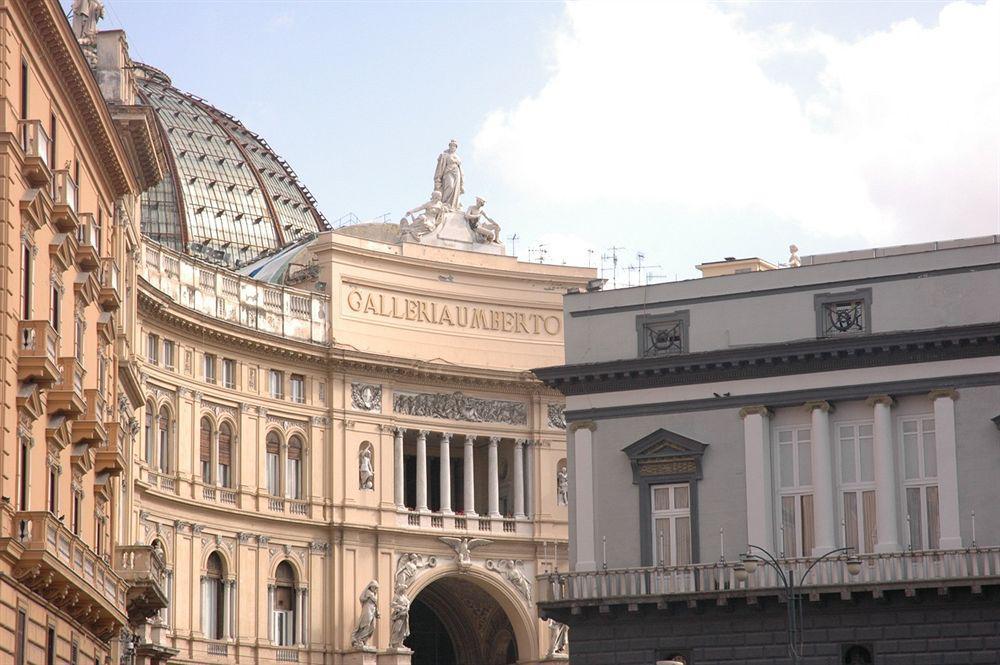 Hotel Art Resort Galleria Umberto Naples Luaran gambar